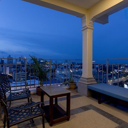 Arison Hotel Phnom Penh Exterior foto
